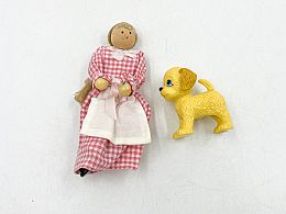 Дървена кукличка с куче