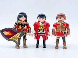 Playmobil рицари 3 бр в червено